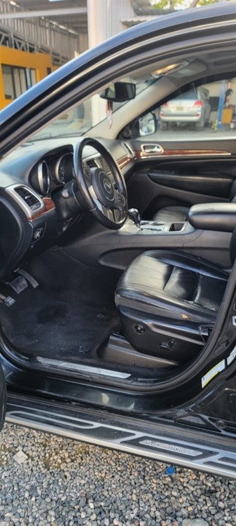 2011 Jeep Grand Cherokee — foto 2 / 9