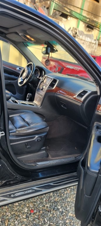 2011 Jeep Grand Cherokee — foto 4 / 9