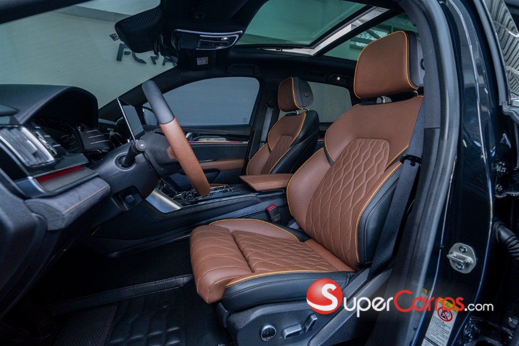 2023 BYD Tang — foto 6 / 12