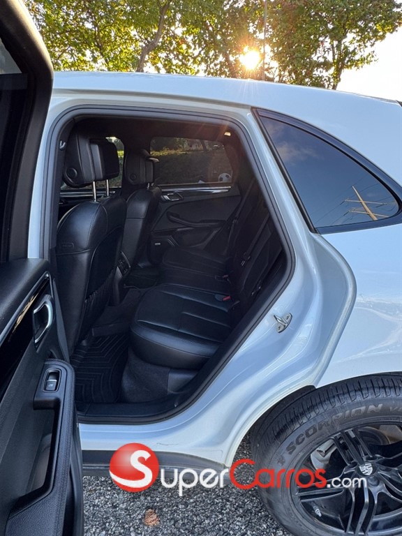 2019 Porsche Macan S — foto 8 / 11