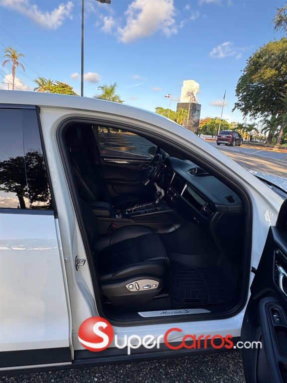 2019 Porsche Macan S — foto 9 / 11