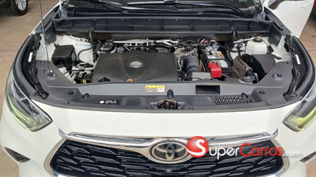 2021 Toyota Highlander Platinum — foto 9 / 12