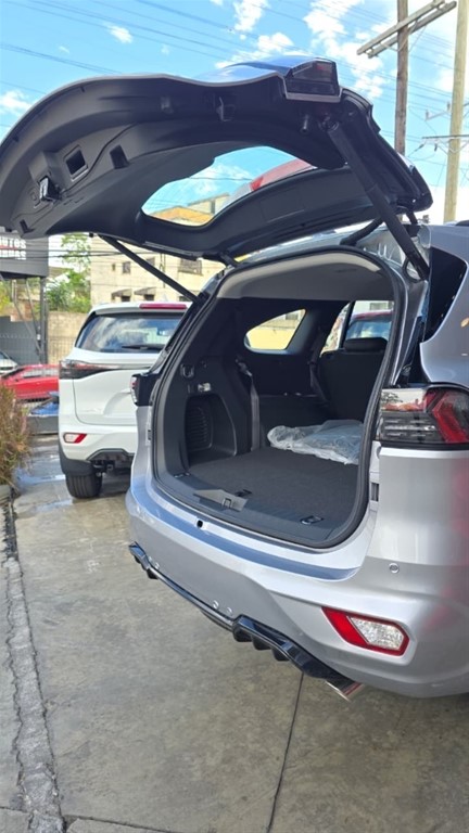 2027 Isuzu Mux — foto 7 / 12