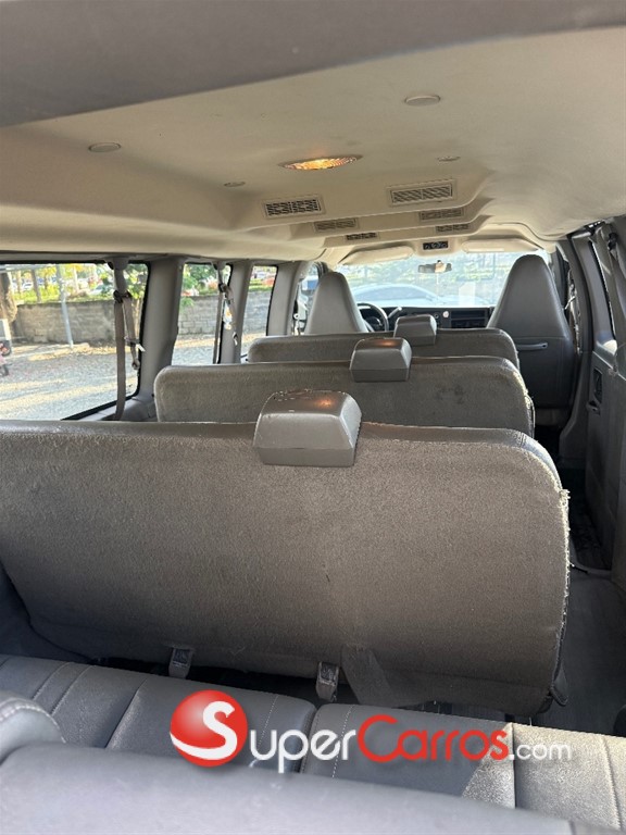 2016 Chevrolet Express G3500 — foto 7 / 11