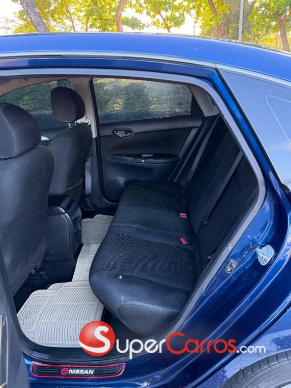 2019 Nissan Sentra S — foto 7 / 12