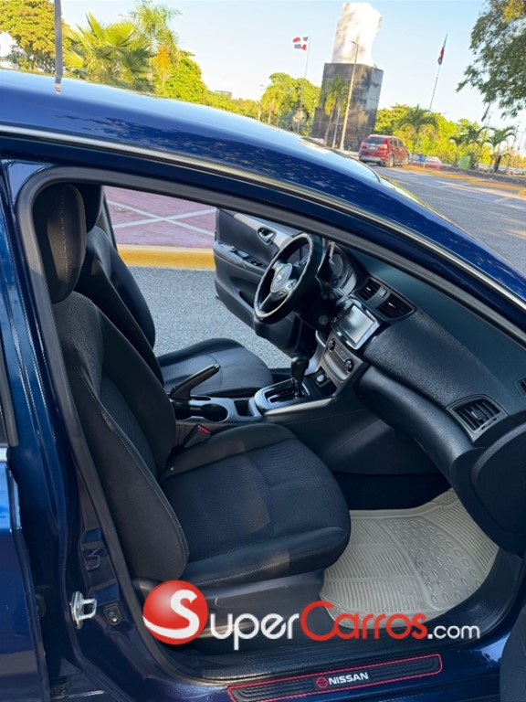 2019 Nissan Sentra S — foto 11 / 12