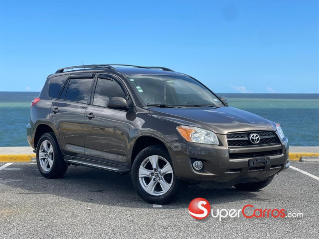 2011 Toyota RAV4 LE PLUS