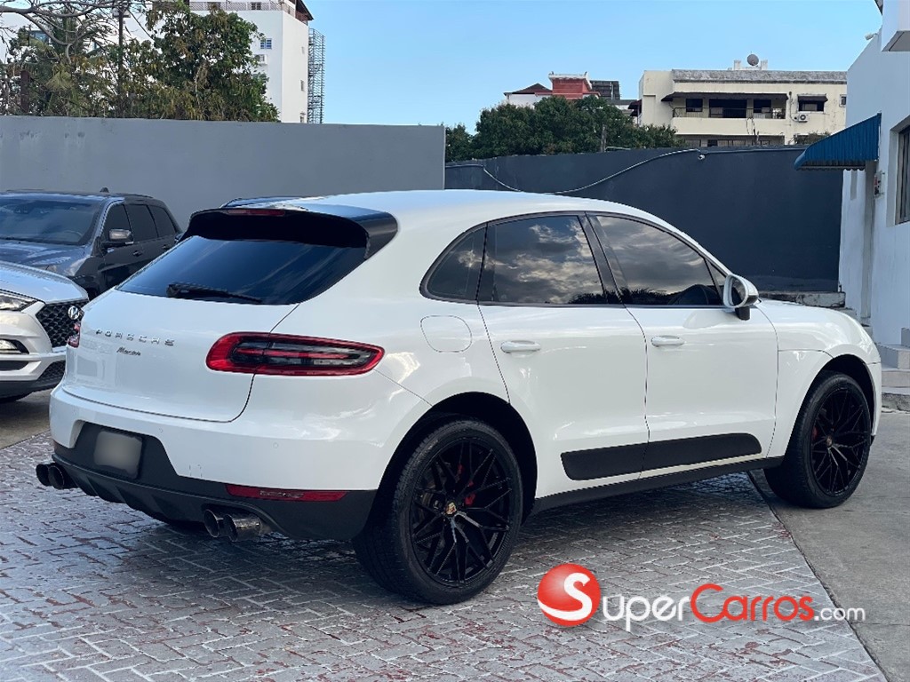 2017 Porsche Macan — foto 4 / 10