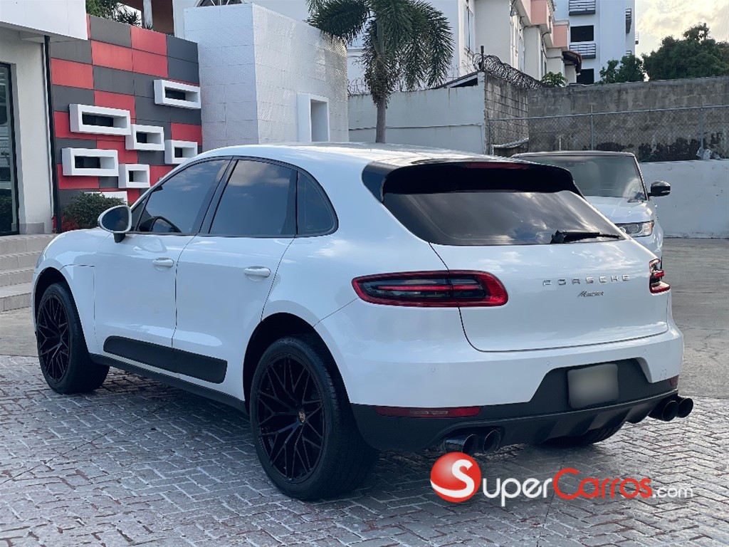 2017 Porsche Macan — foto 6 / 10
