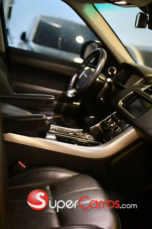 2016 Land Rover Range Rover Sport — foto 11 / 12