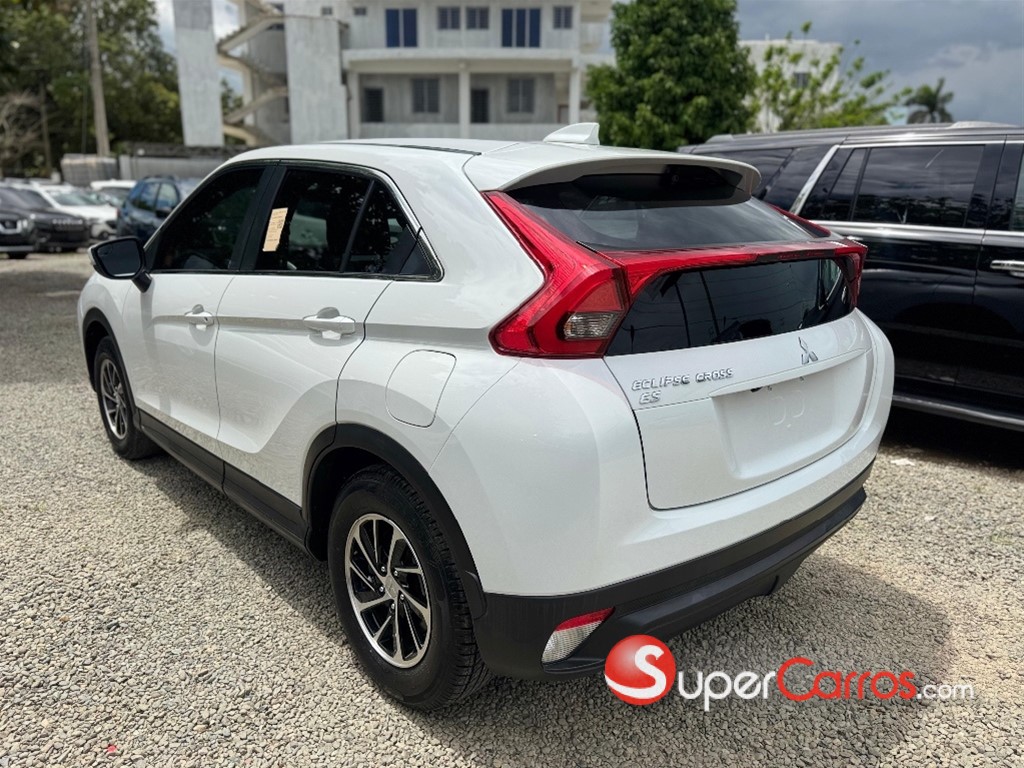 2020 Mitsubishi Motors Eclipse Cross — foto 4 / 11