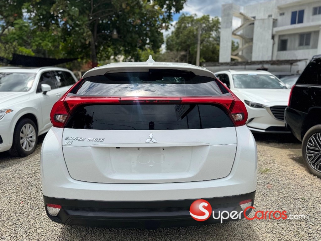 2020 Mitsubishi Motors Eclipse Cross — foto 6 / 11