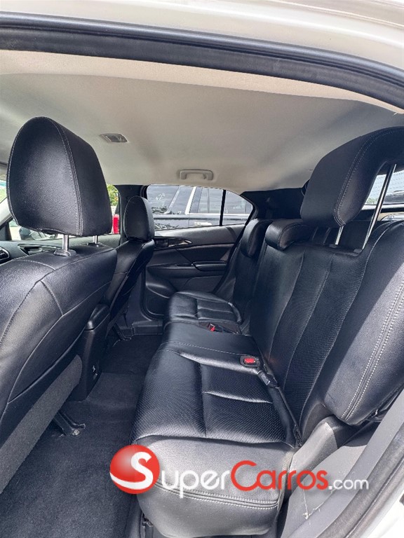 2020 Mitsubishi Motors Eclipse Cross — foto 9 / 11