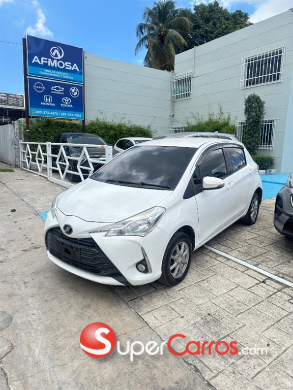 2018 Toyota VITZ