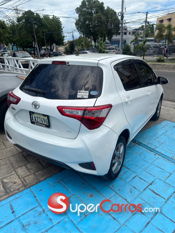 2018 Toyota VITZ — foto 3 / 11
