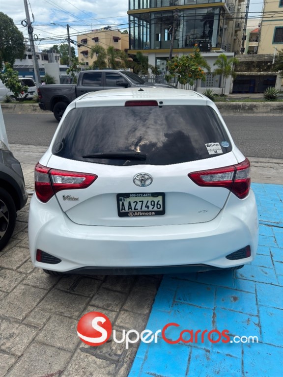 2018 Toyota VITZ — foto 4 / 11