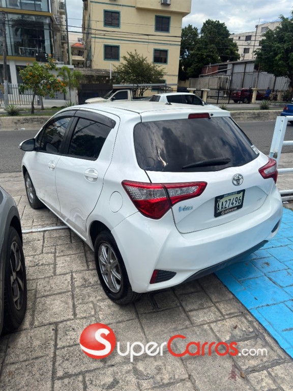 2018 Toyota VITZ — foto 5 / 11
