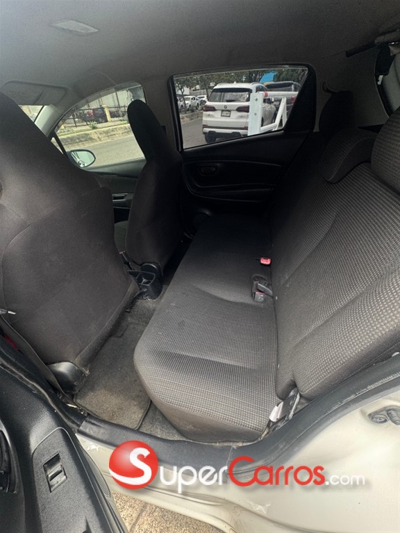 2018 Toyota VITZ — foto 6 / 11