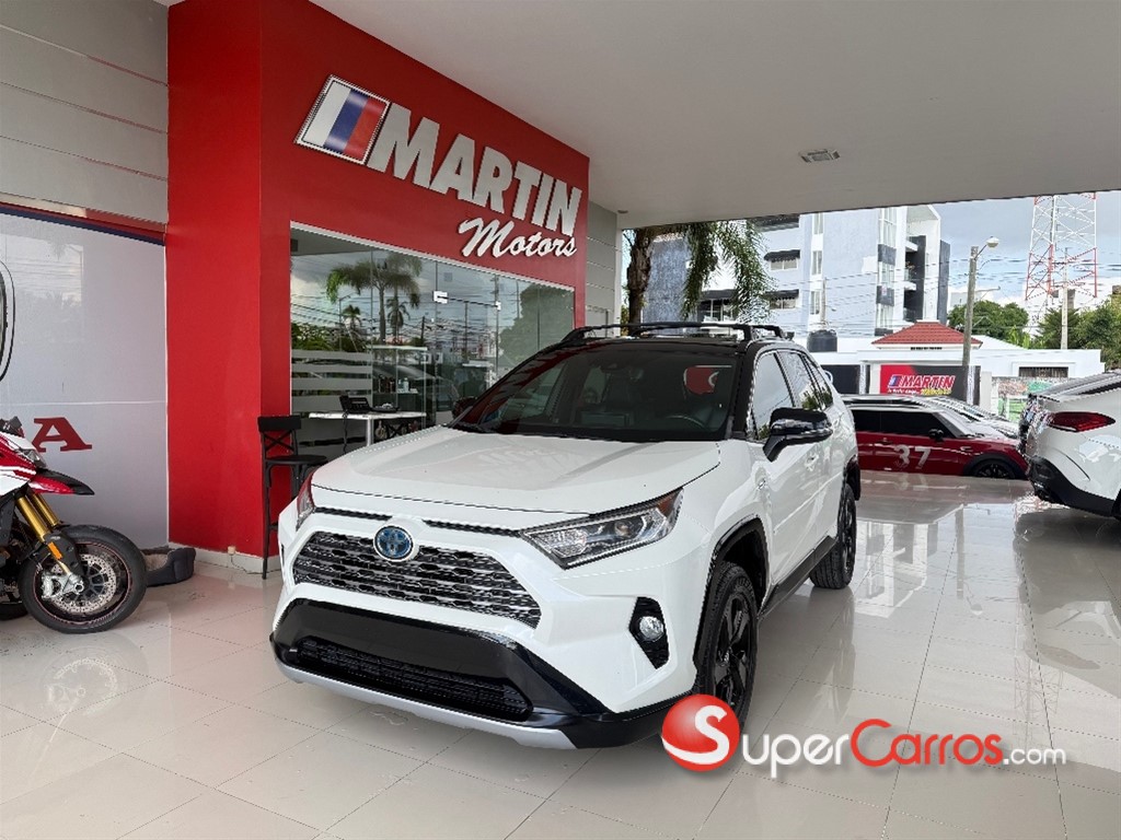 2019 Toyota RAV4 XSE Hybrid