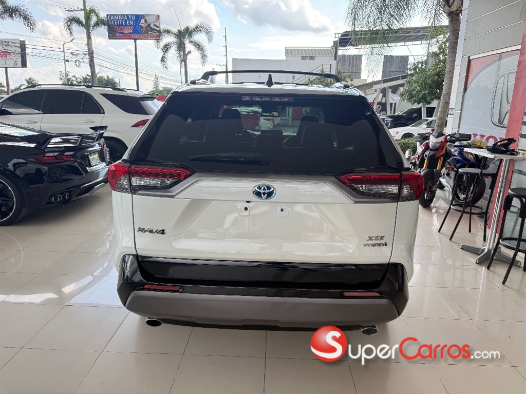 2019 Toyota RAV4 XSE Hybrid — foto 5 / 11