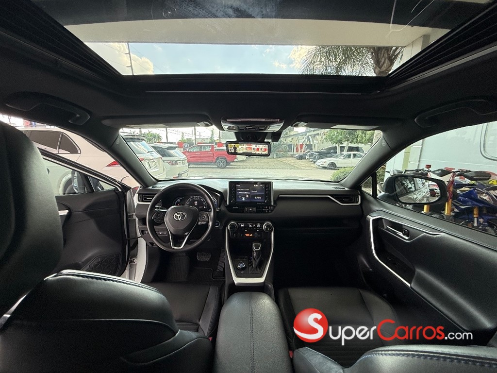 2019 Toyota RAV4 XSE Hybrid — foto 9 / 11