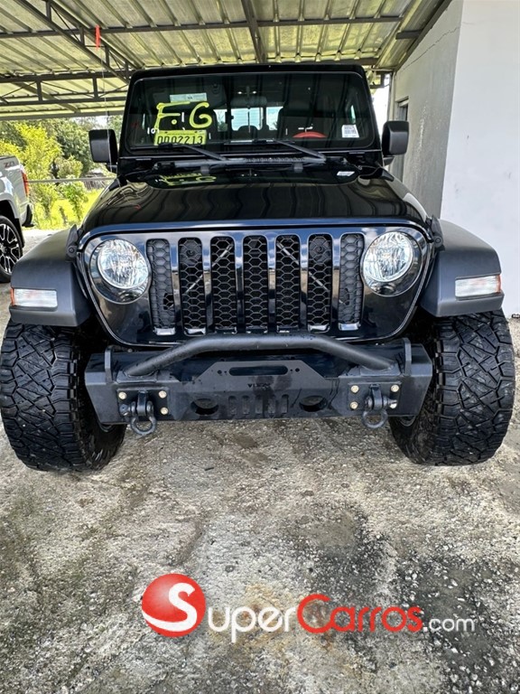2020 Jeep Gladiator — foto 6 / 12