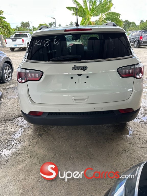 2019 Jeep Compass — foto 7 / 12