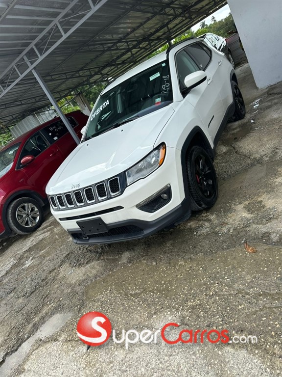 2019 Jeep Compass — foto 8 / 12