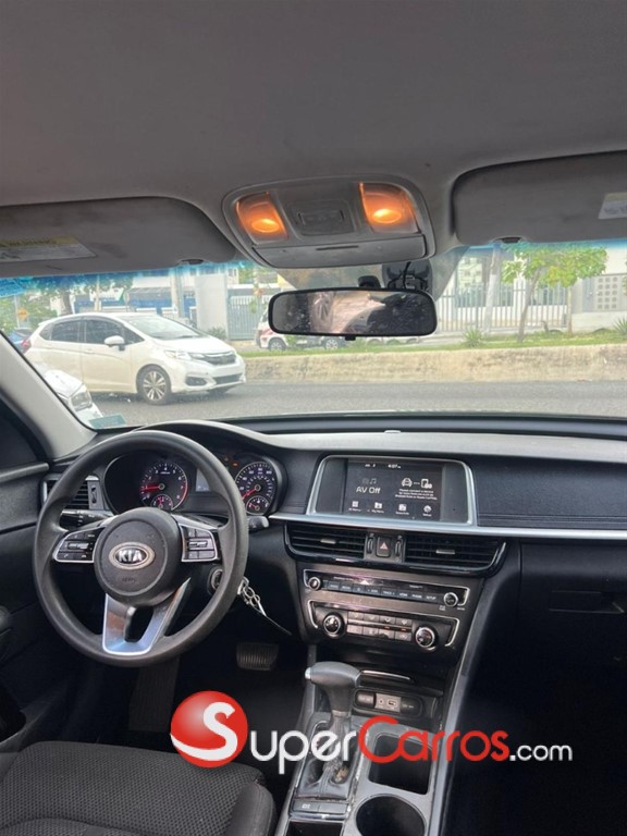 2019 Kia Optima FE — foto 12 / 12