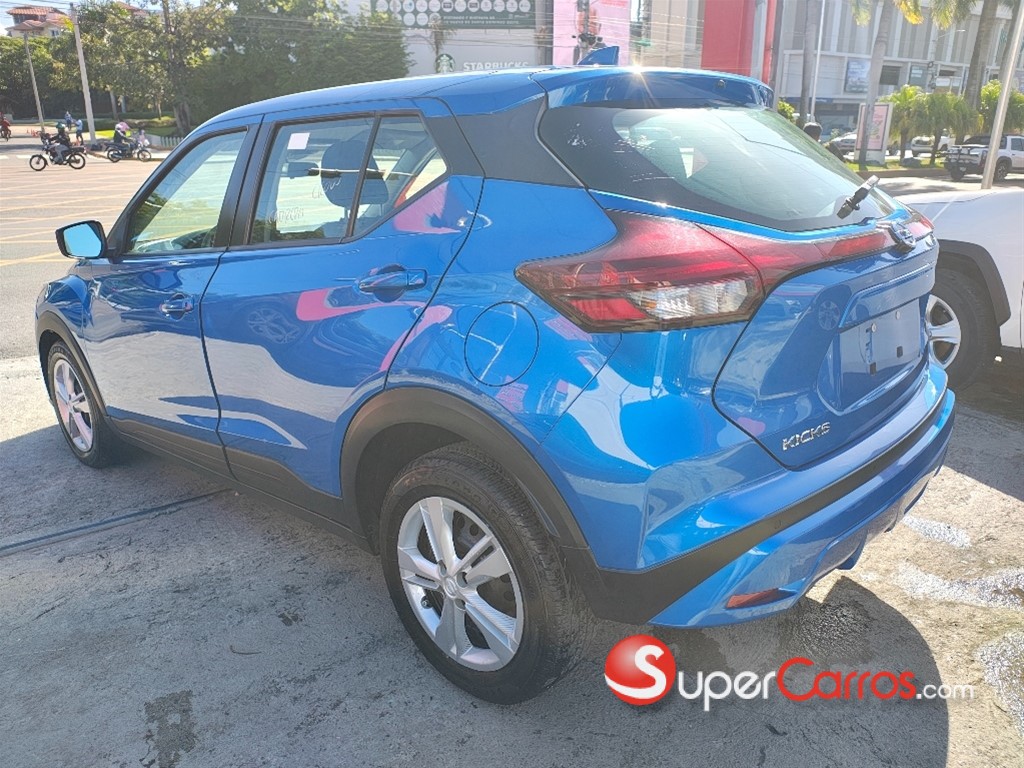 2021 Nissan Kicks SV — foto 6 / 9