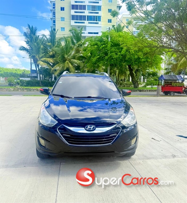2010 Hyundai Tucson LIMITED — foto 2 / 12