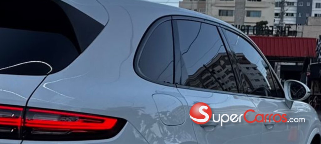 2019 Porsche Cayenne Coupe — foto 4 / 12