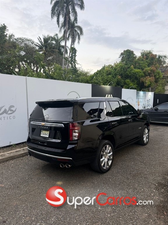 2021 Chevrolet Tahoe Highcountry — foto 10 / 12