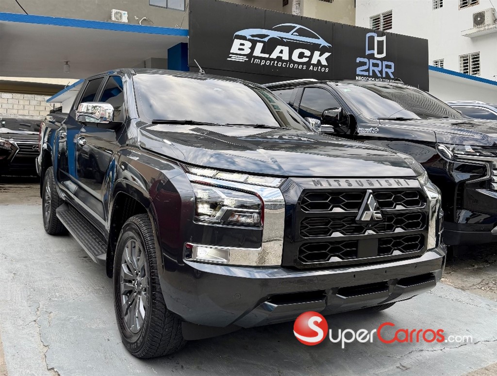 2025 Mitsubishi Motors L 200 Triton — foto 2 / 12