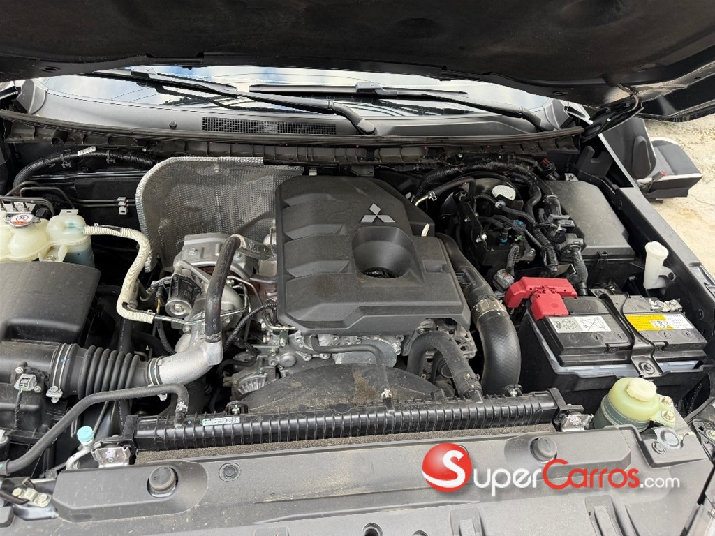 2025 Mitsubishi Motors L 200 Triton — foto 11 / 12
