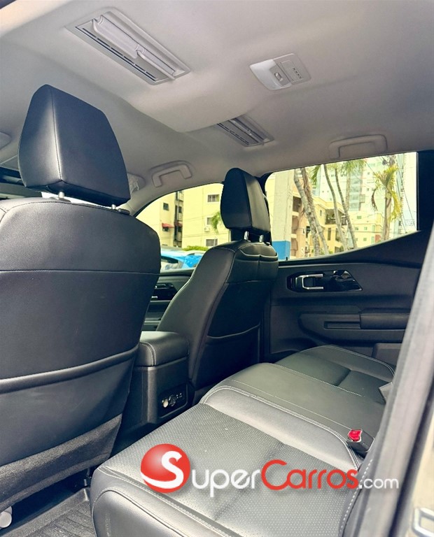 2025 Mitsubishi Motors L 200 Triton — foto 12 / 12