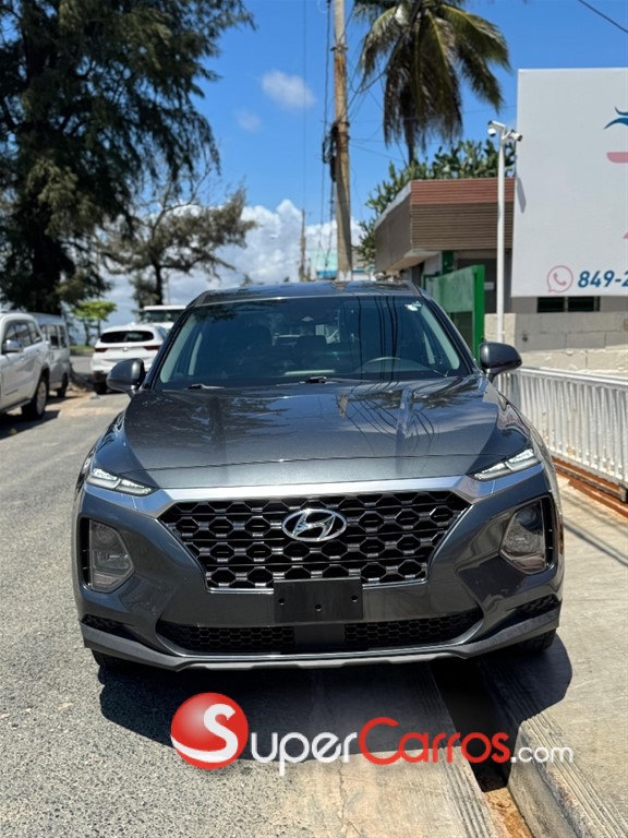 2020 Hyundai Santa Fe SE — foto 3 / 11