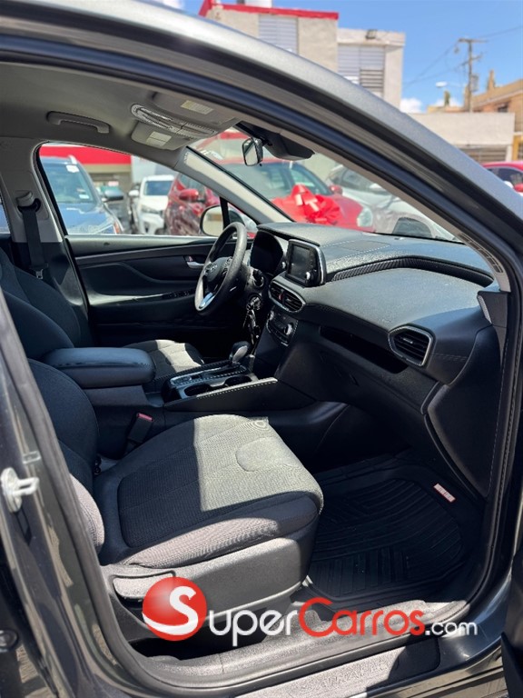 2020 Hyundai Santa Fe SE — foto 10 / 11