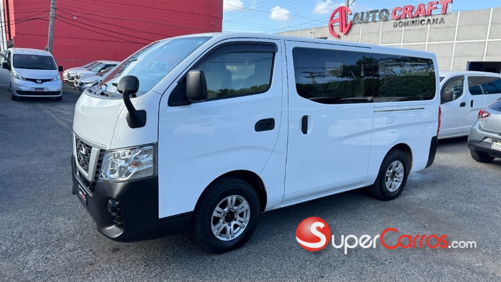 2020 Nissan Caravan — foto 2 / 12