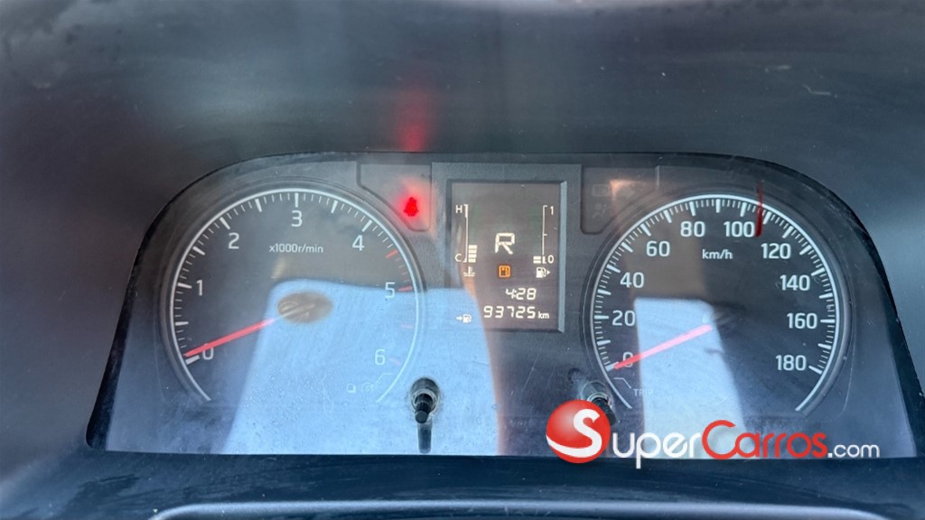 2020 Nissan Caravan — foto 12 / 12