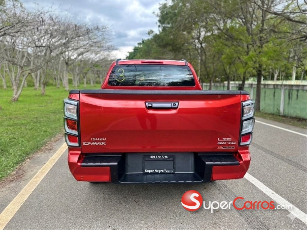 2027 Isuzu DMAX LSE — foto 3 / 12