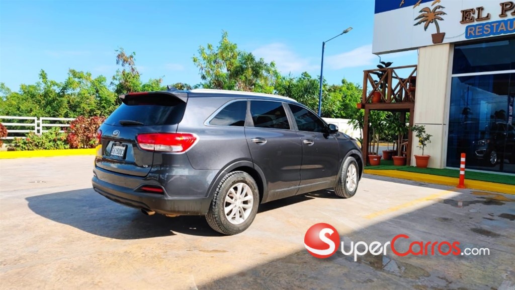 2017 Kia Sorento — foto 3 / 7