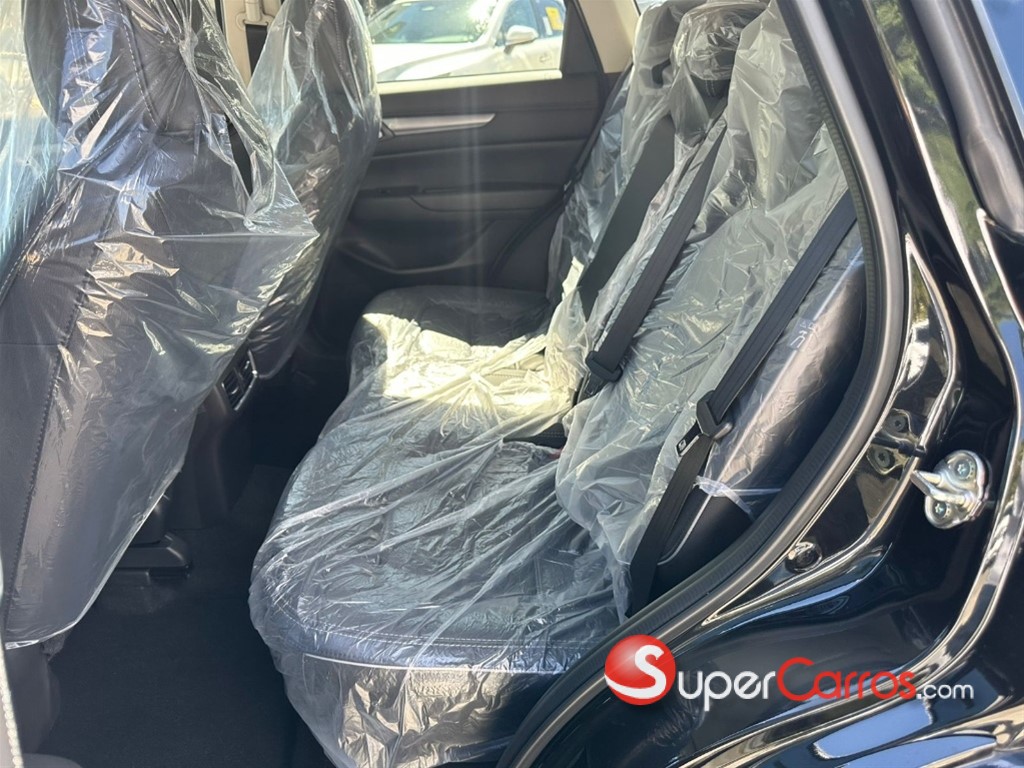 2027 Mazda CX-5 GS — foto 6 / 7