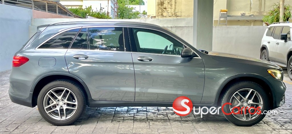2017 Mercedes-Benz Clase GLC 300 — foto 3 / 10