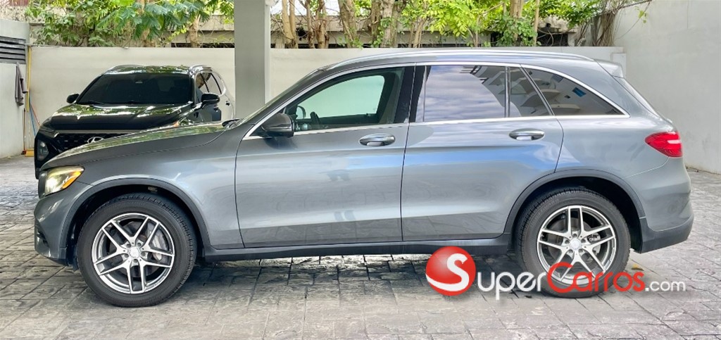2017 Mercedes-Benz Clase GLC 300 — foto 4 / 10