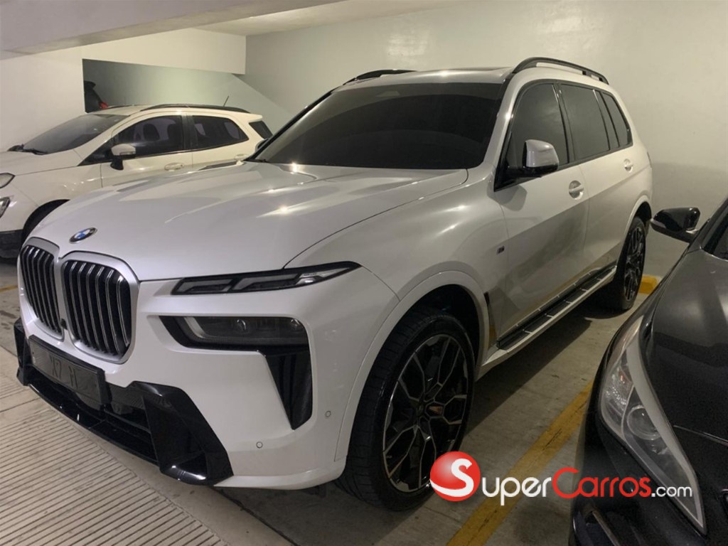 2023 BMW X 7 xDrive 40i Mpackage — foto 6 / 12
