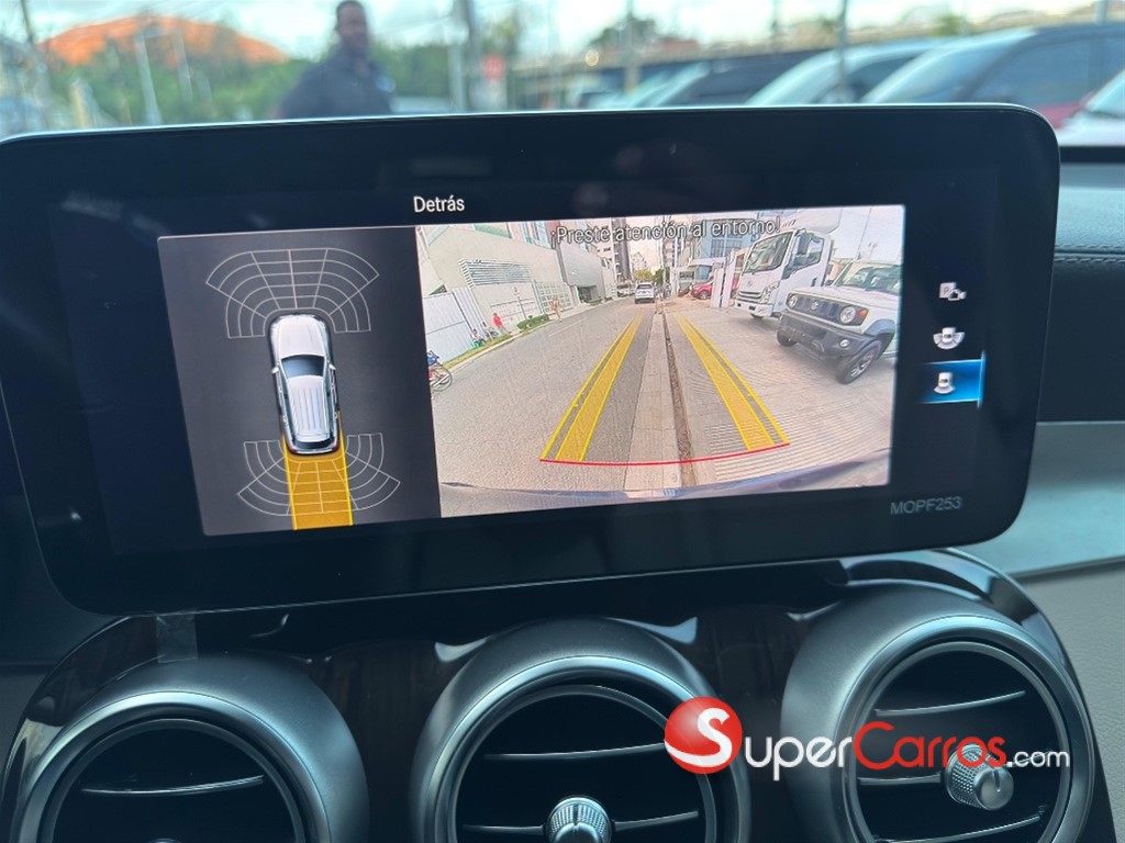 2023 Mercedes-Benz Clase GLC 220d 4MATIC — foto 9 / 12