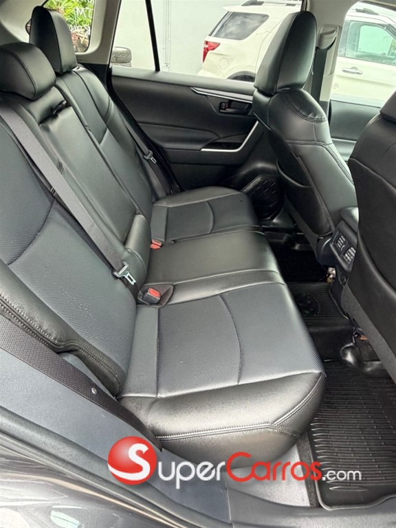 2025 Toyota RAV4 LE — foto 12 / 12