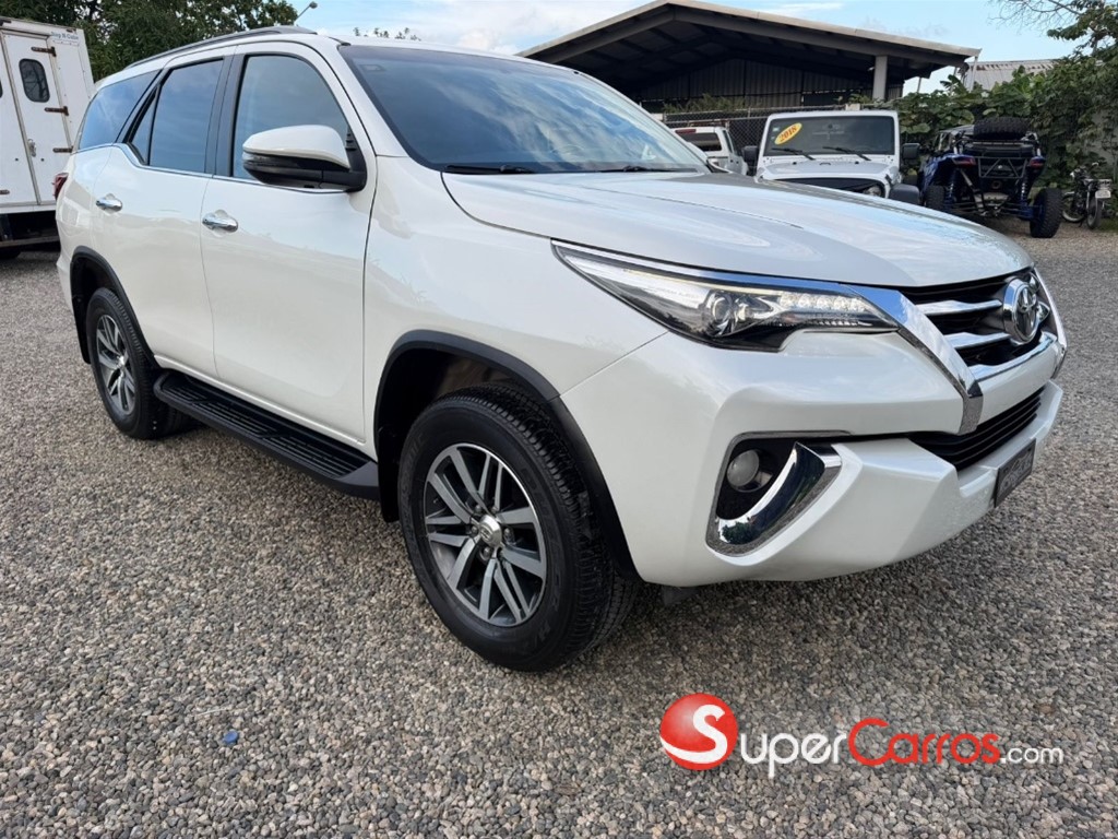 2020 Toyota Fortuner SRV