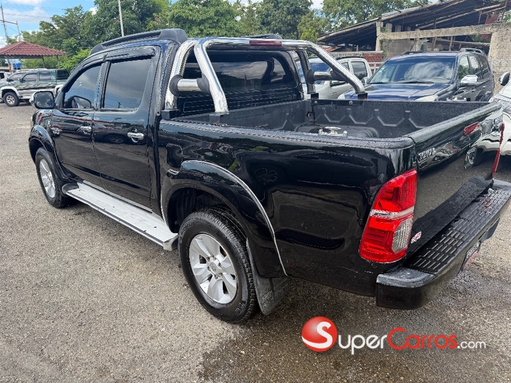 2006 Toyota Hilux SRV — foto 3 / 8